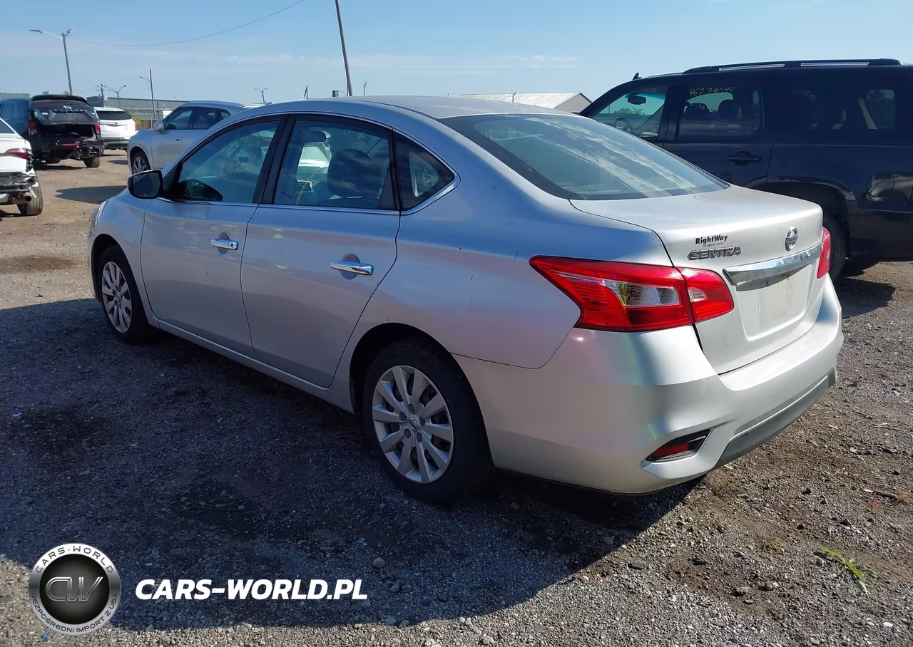 2018 Nissan Sentra S VIN:3N1AB7AP7JY279749 - 3