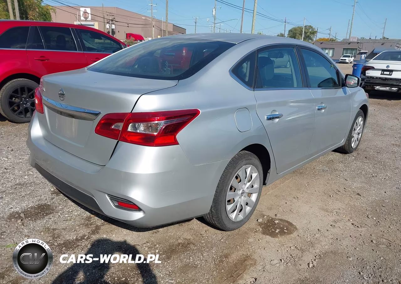 2018 Nissan Sentra S VIN:3N1AB7AP7JY279749 - 4