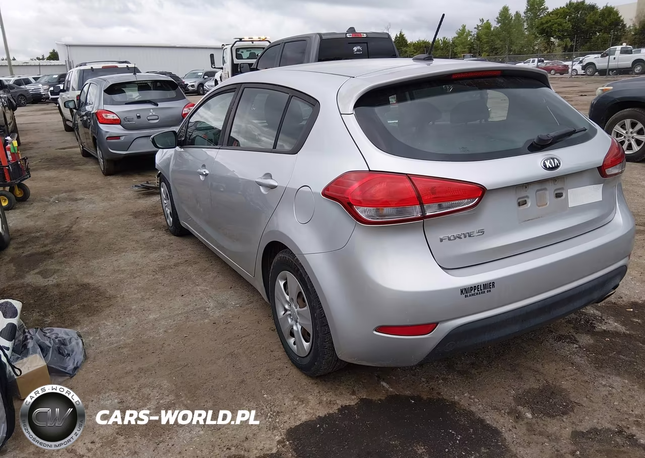 2017 Kia Forte Lx VIN:KNAFK5A87H5710854 - 3