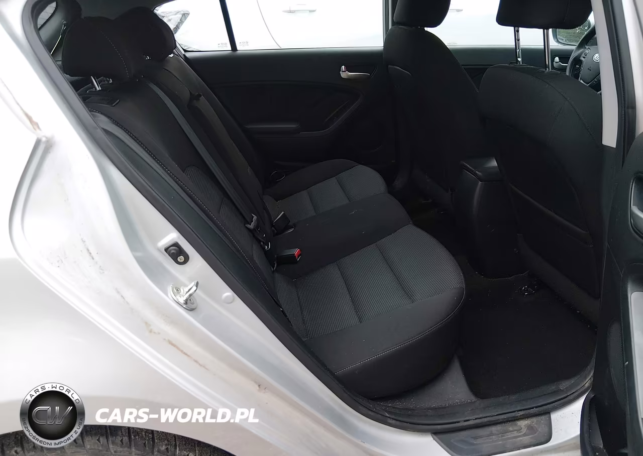 2017 Kia Forte Lx VIN:KNAFK5A87H5710854 - 8