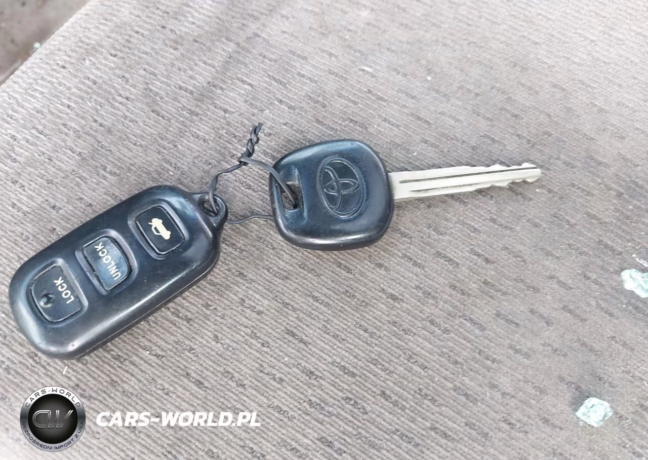2002 Toyota Camry Xle VIN:4T1BE30K02U045931 - 11