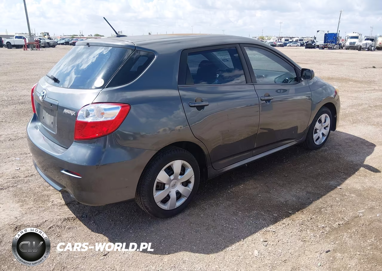 2010 Toyota Matrix VIN:2T1KU4EE8AC341453 - 4