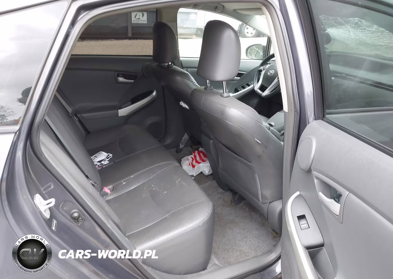 2011 Toyota Prius Four VIN:JTDKN3DU3B0319243 - 8