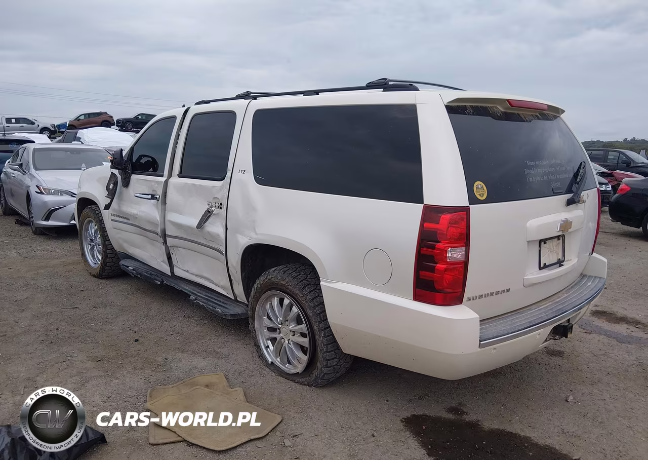 2011 Chevrolet Suburban 1500 Ltz VIN:1GNSCKE03BR361703 - 3