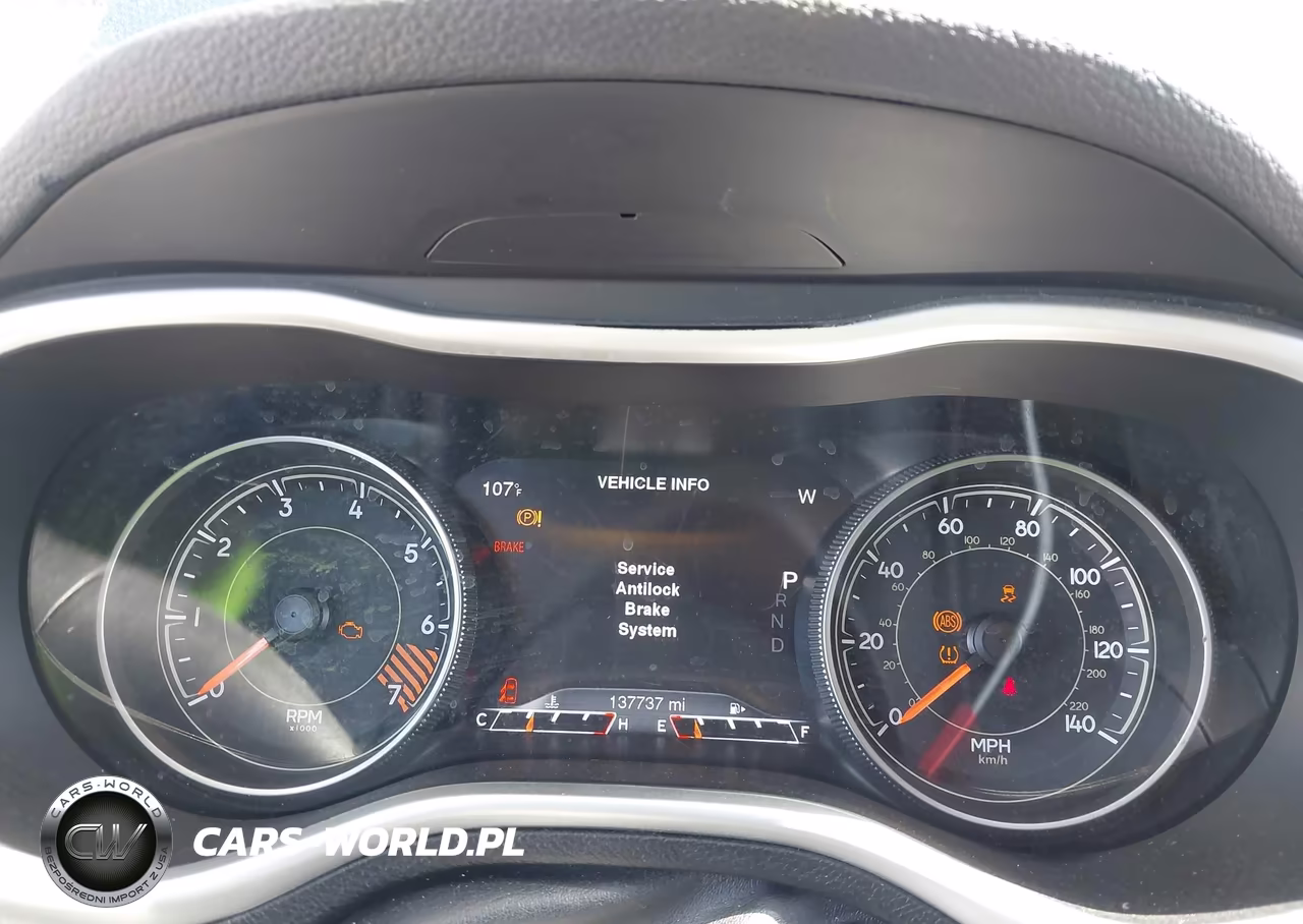 2015 Jeep Cherokee Limited VIN:1C4PJLDBXFW629313 - 7