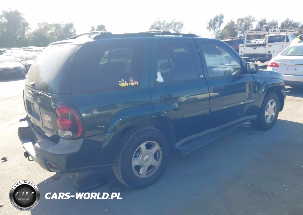 2002 Chevrolet Trailblazer Ls VIN:1GNDT13S022379592 - 4