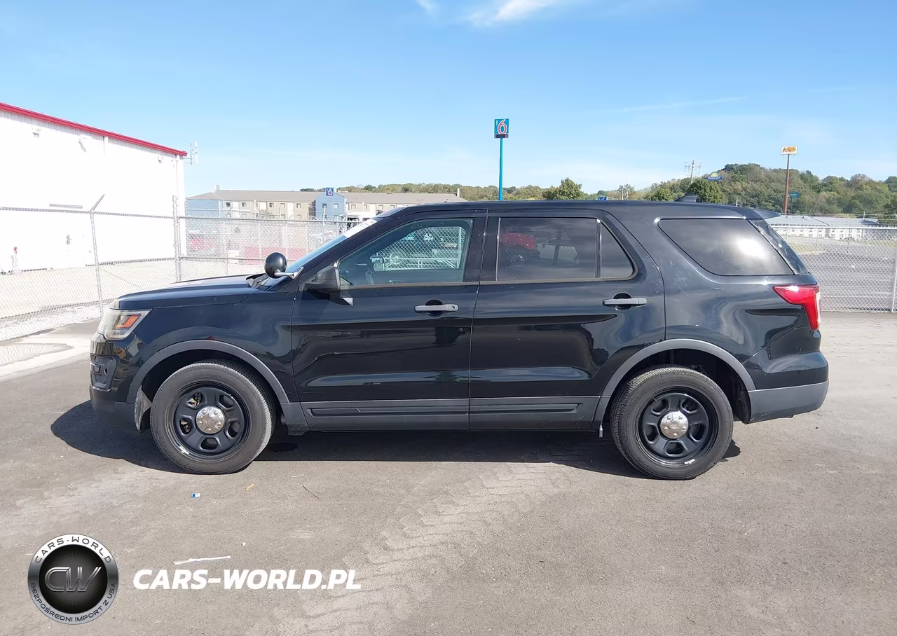 2017 Ford Utility Police Interceptor VIN:1FM5K8AR6HGE14037 - 14