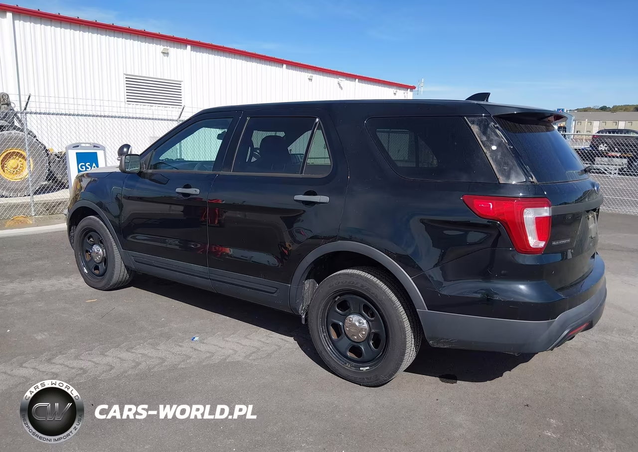 2017 Ford Utility Police Interceptor VIN:1FM5K8AR6HGE14037 - 3