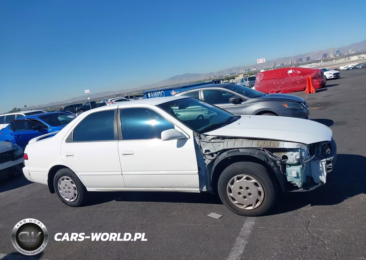 1998 Toyota Camry Le VIN:JT2BG28K1W0119599 - 14