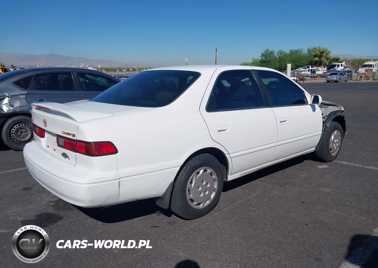 1998 Toyota Camry Le VIN:JT2BG28K1W0119599 - 4