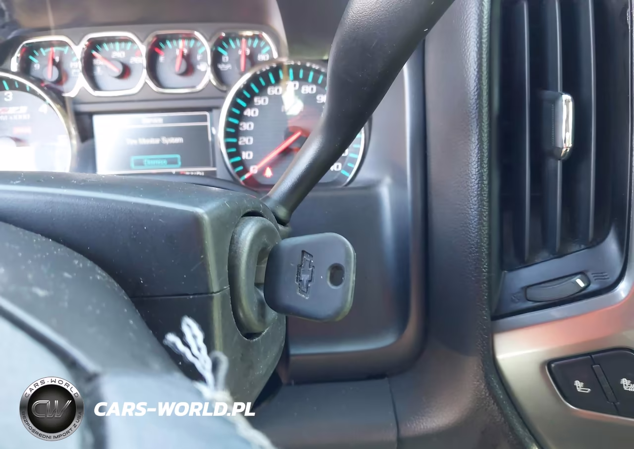 2018 Chevrolet Silverado 1500 2Lt VIN:3GCUKREC8JG325611 - 11