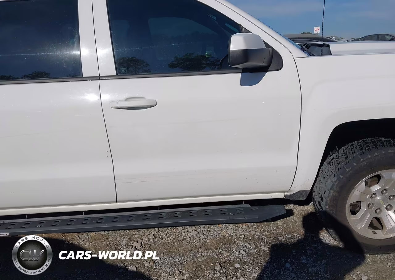 2018 Chevrolet Silverado 1500 2Lt VIN:3GCUKREC8JG325611 - 17