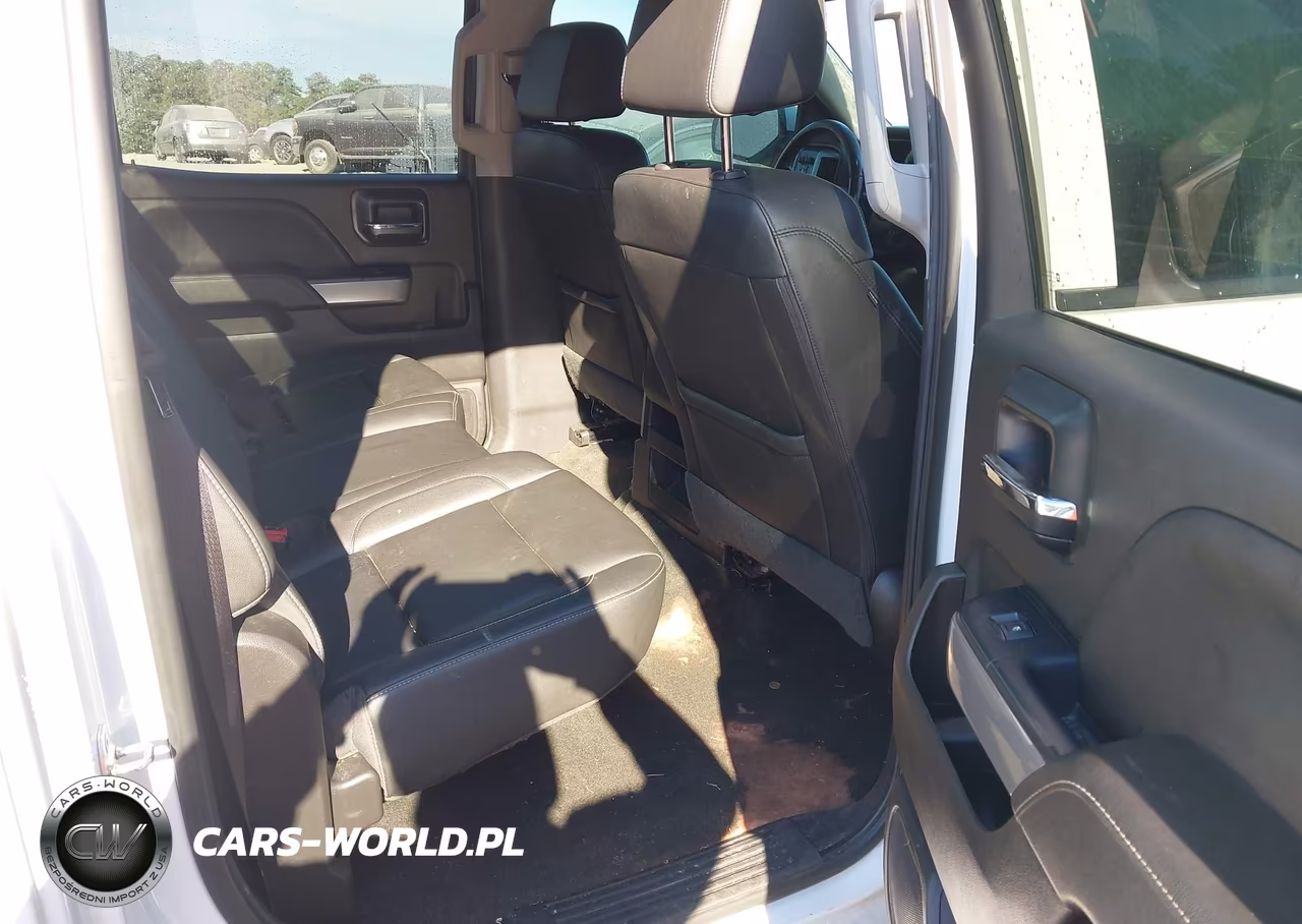 2018 Chevrolet Silverado 1500 2Lt VIN:3GCUKREC8JG325611 - 8