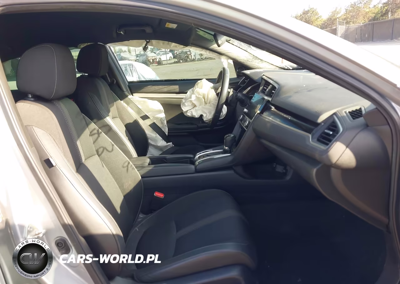 2019 Honda Civic Sport VIN:2HGFC2F84KH603463 - 5
