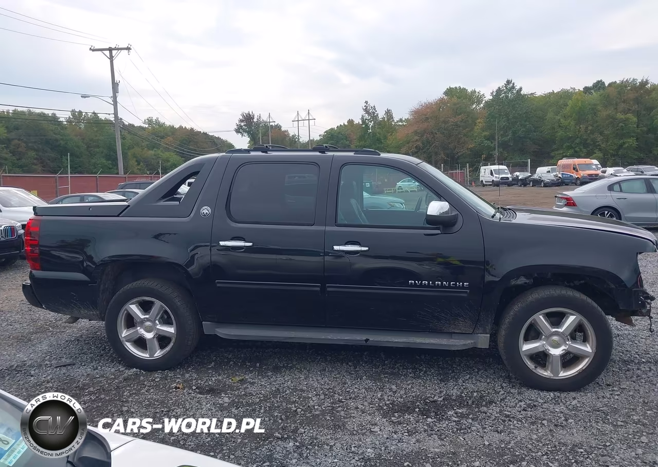2013 Chevrolet Avalanche Lt VIN:3GNTKFE74DG349526 - 14