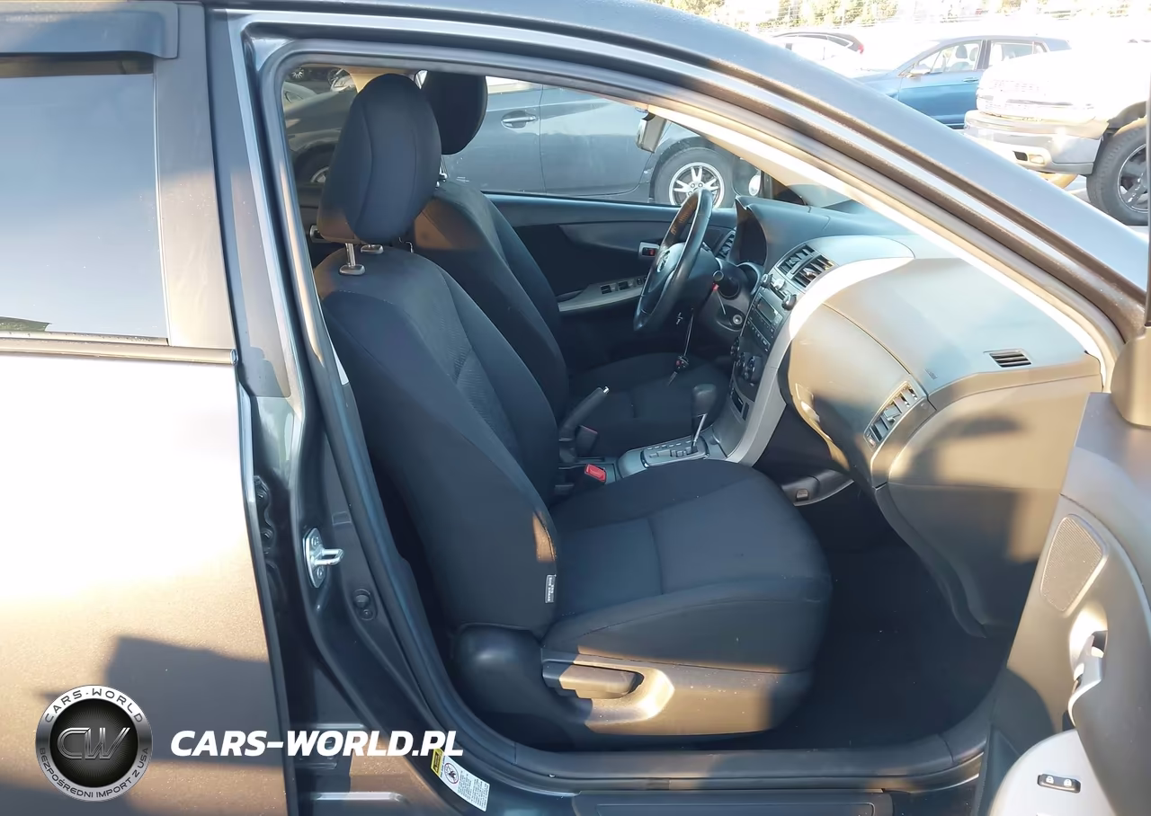 2010 Toyota Corolla S VIN:2T1BU4EE0AC510221 - 5