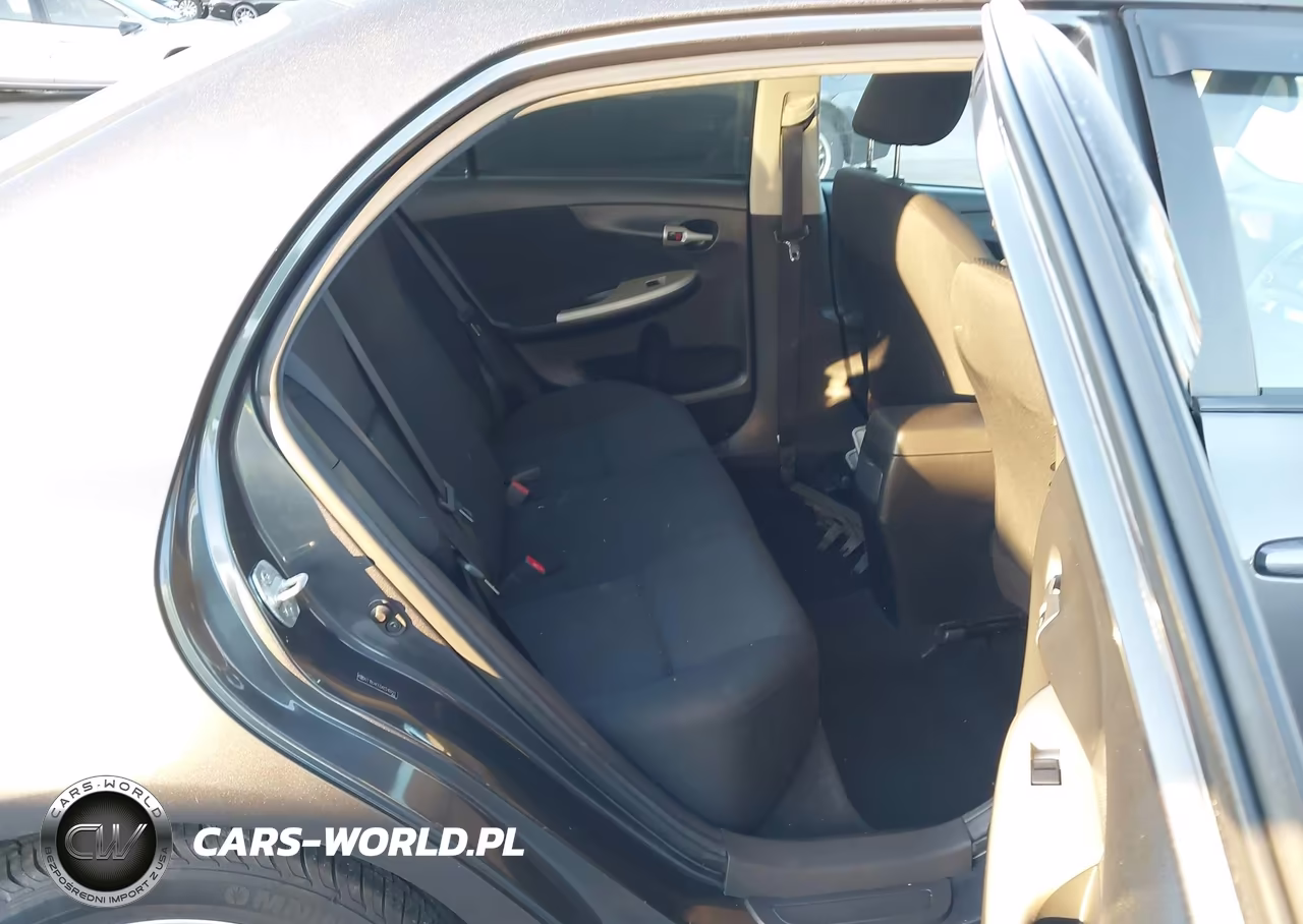 2010 Toyota Corolla S VIN:2T1BU4EE0AC510221 - 8