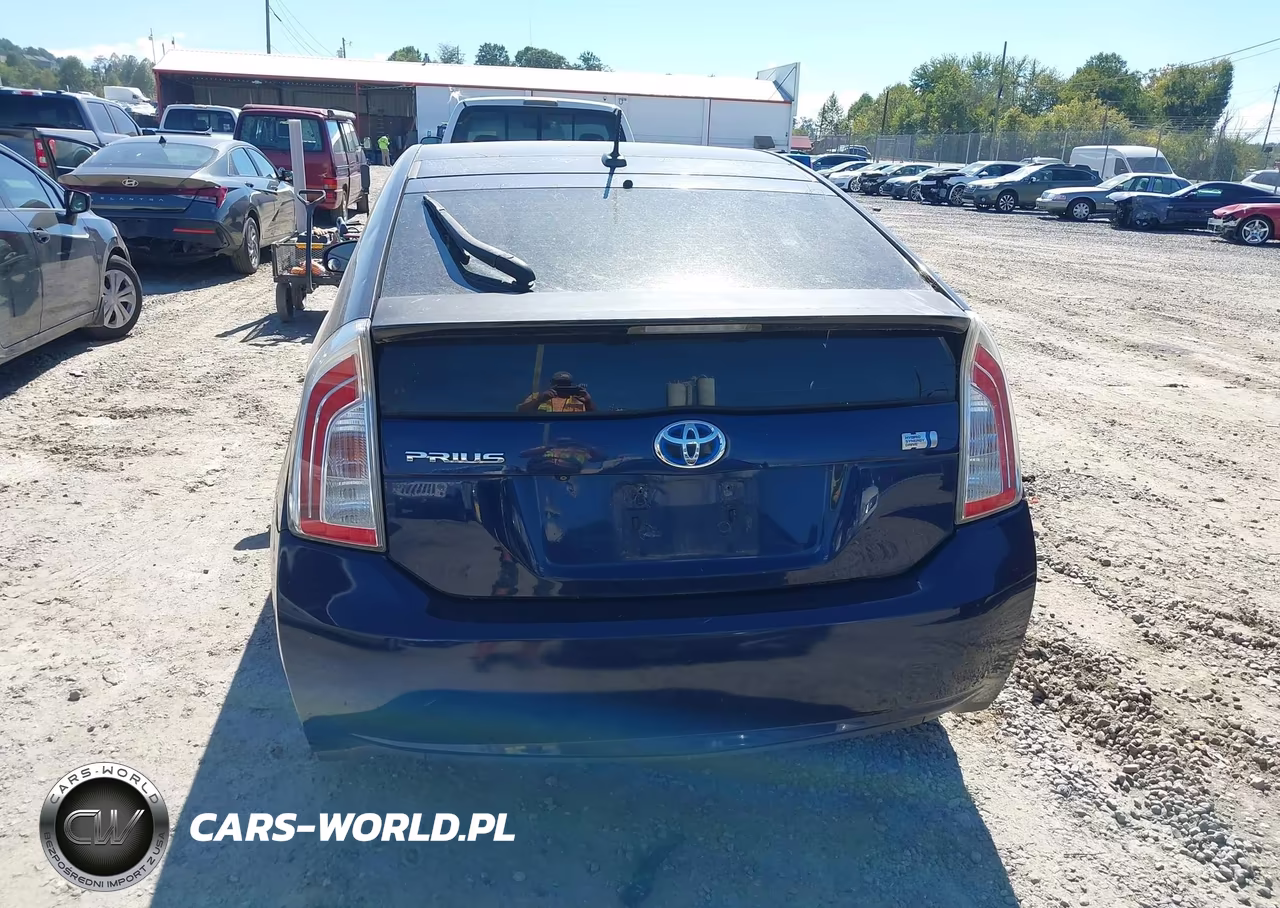 2012 Toyota Prius Three VIN:JTDKN3DU4C1562166 - 16