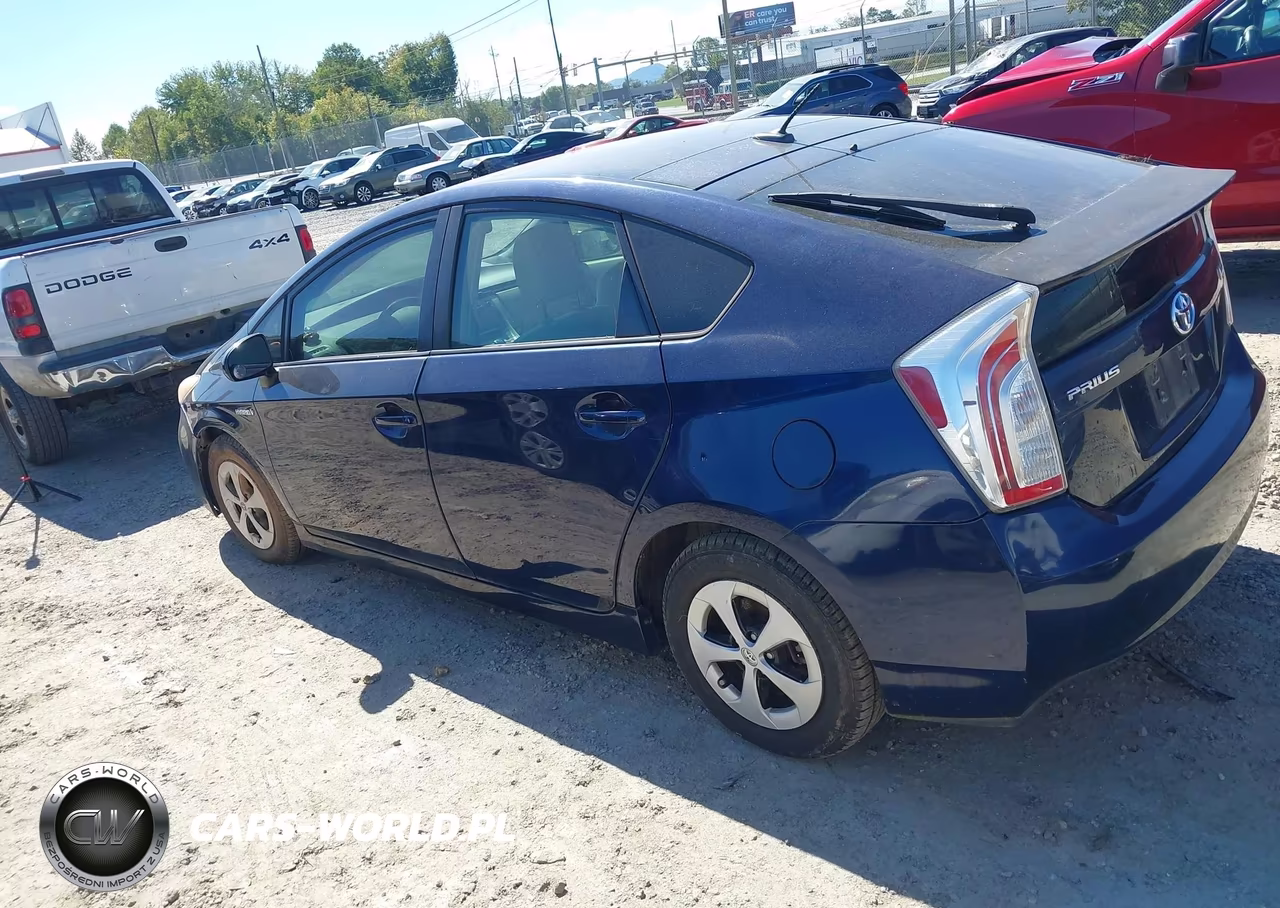 2012 Toyota Prius Three VIN:JTDKN3DU4C1562166 - 3