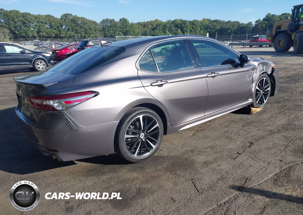 2019 Toyota Camry Xse VIN:4T1B61HK9KU772278 - 4