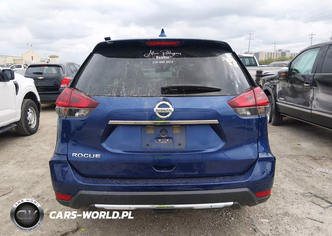 2018 Nissan Rogue S VIN:KNMAT2MT7JP541633 - 17