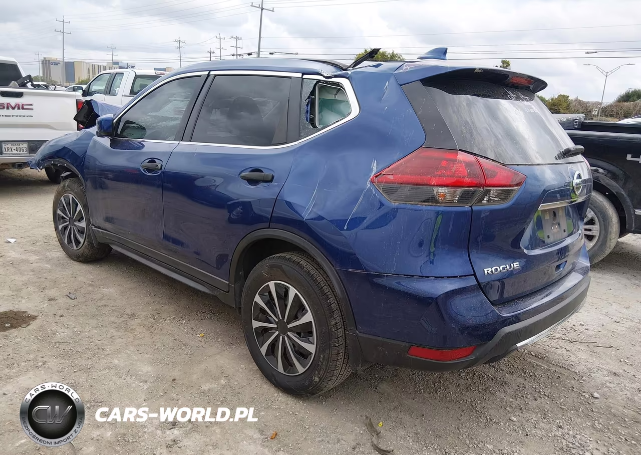 2018 Nissan Rogue S VIN:KNMAT2MT7JP541633 - 3