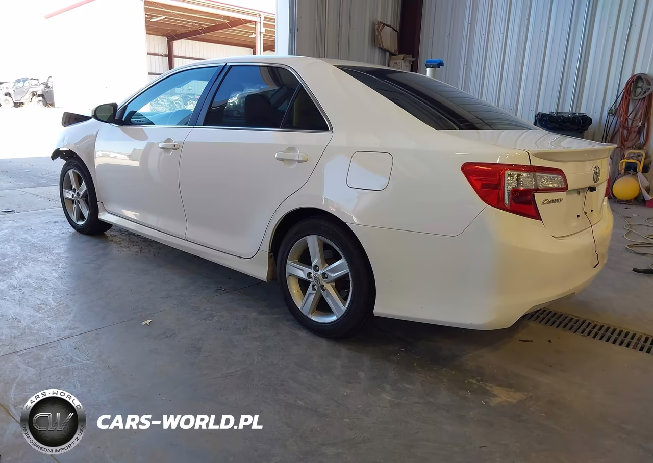 2012 Toyota Camry Se VIN:4T1BF1FK8CU168550 - 3