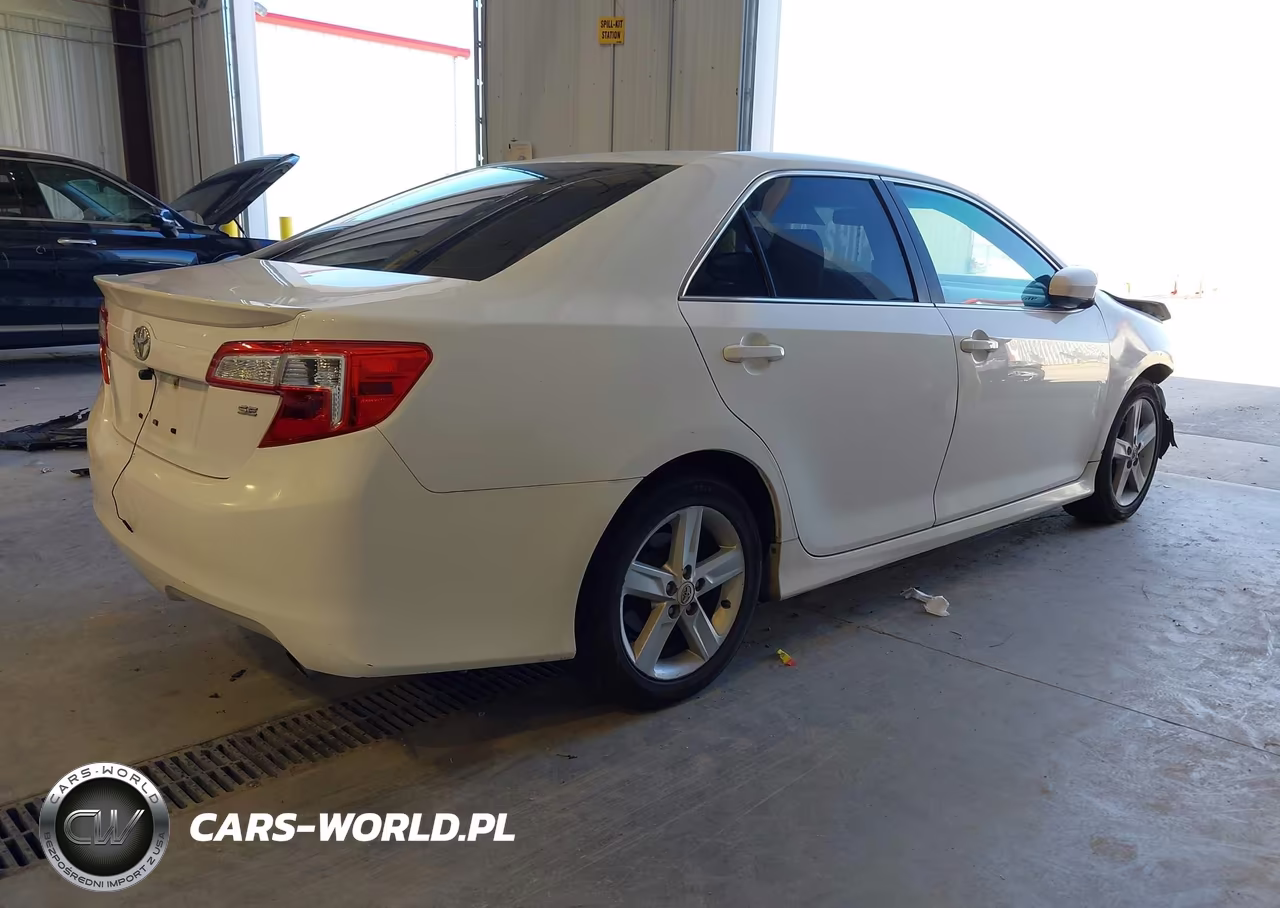 2012 Toyota Camry Se VIN:4T1BF1FK8CU168550 - 4