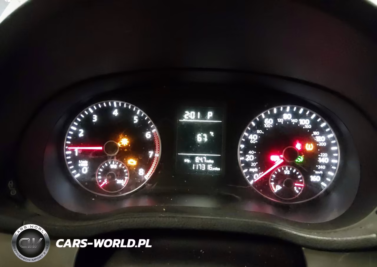 2014 Volkswagen Passat 1.8T S VIN:1VWAS7A31EC069735 - 7