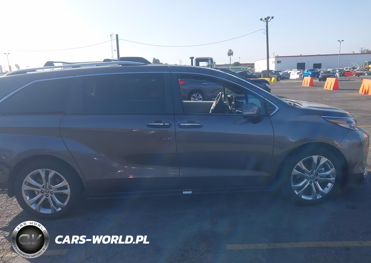 2023 Toyota Sienna Platinum VIN:5TDERKECXPS177981 - 14