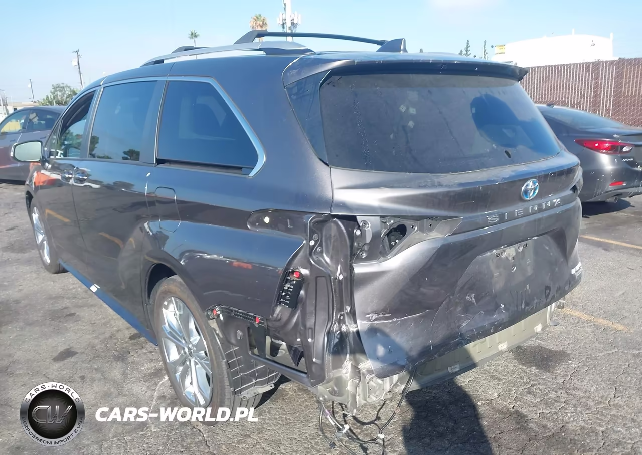 2023 Toyota Sienna Platinum VIN:5TDERKECXPS177981 - 18