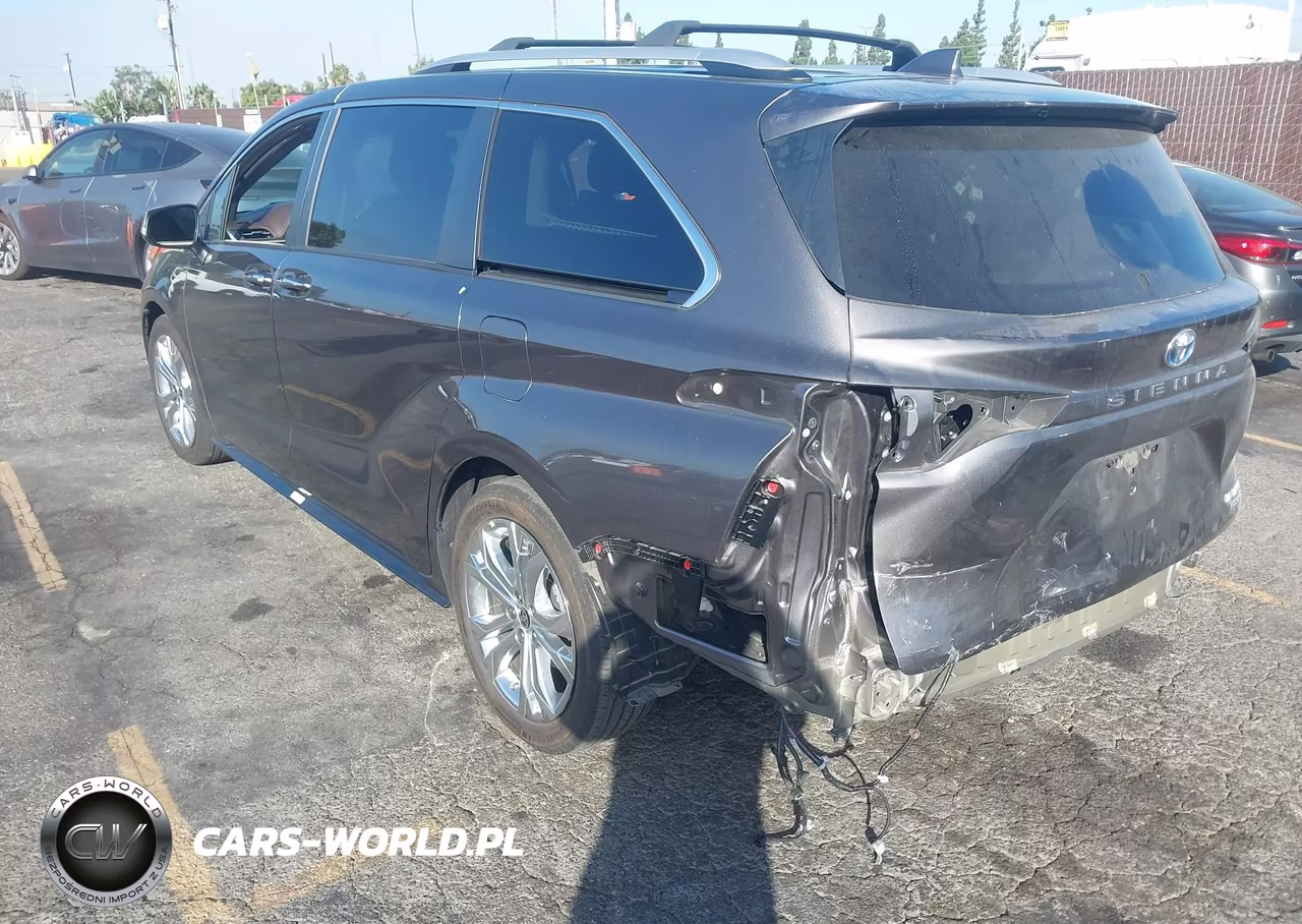 2023 Toyota Sienna Platinum VIN:5TDERKECXPS177981 - 3