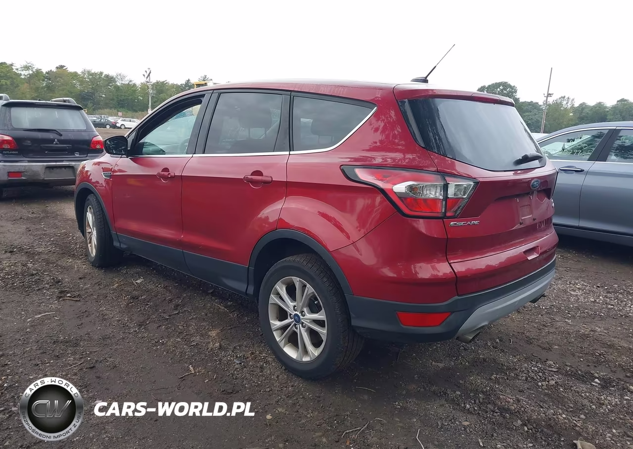 2017 Ford Escape Se VIN:1FMCU9G91HUD33396 - 3
