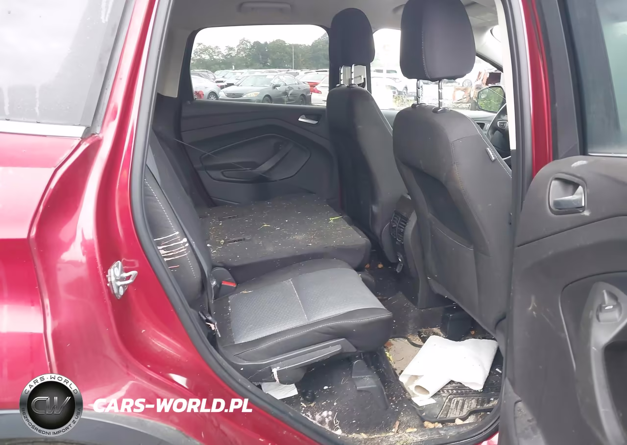 2017 Ford Escape Se VIN:1FMCU9G91HUD33396 - 8