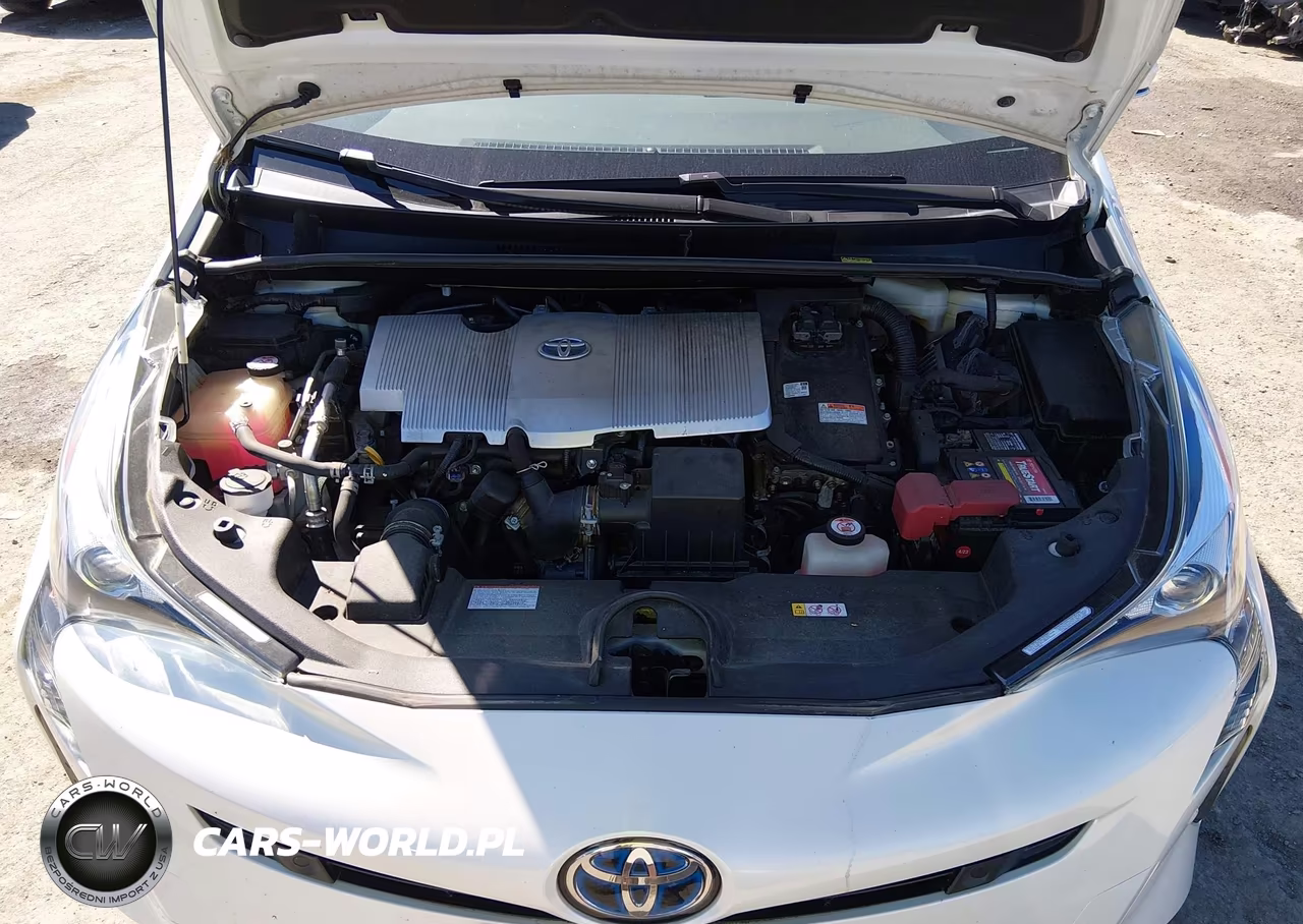 2018 Toyota Prius Two VIN:JTDKBRFU2J3589103 - 10