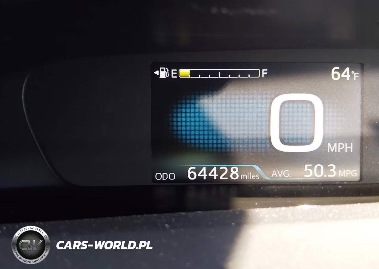 2018 Toyota Prius Two VIN:JTDKBRFU2J3589103 - 16