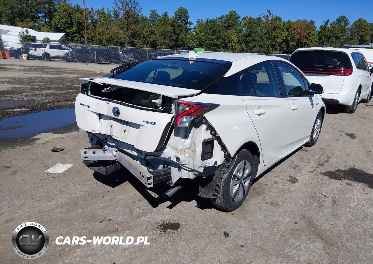 2018 Toyota Prius Two VIN:JTDKBRFU2J3589103 - 4