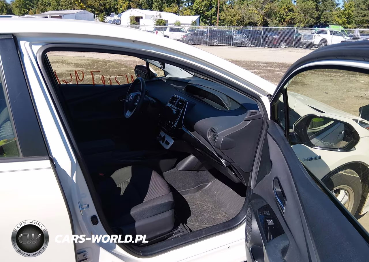 2018 Toyota Prius Two VIN:JTDKBRFU2J3589103 - 5