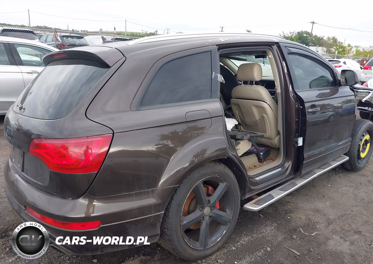 2011 Audi Q7 3.0T S Line Prestige VIN:WA1DGAFE2BD003493 - 4
