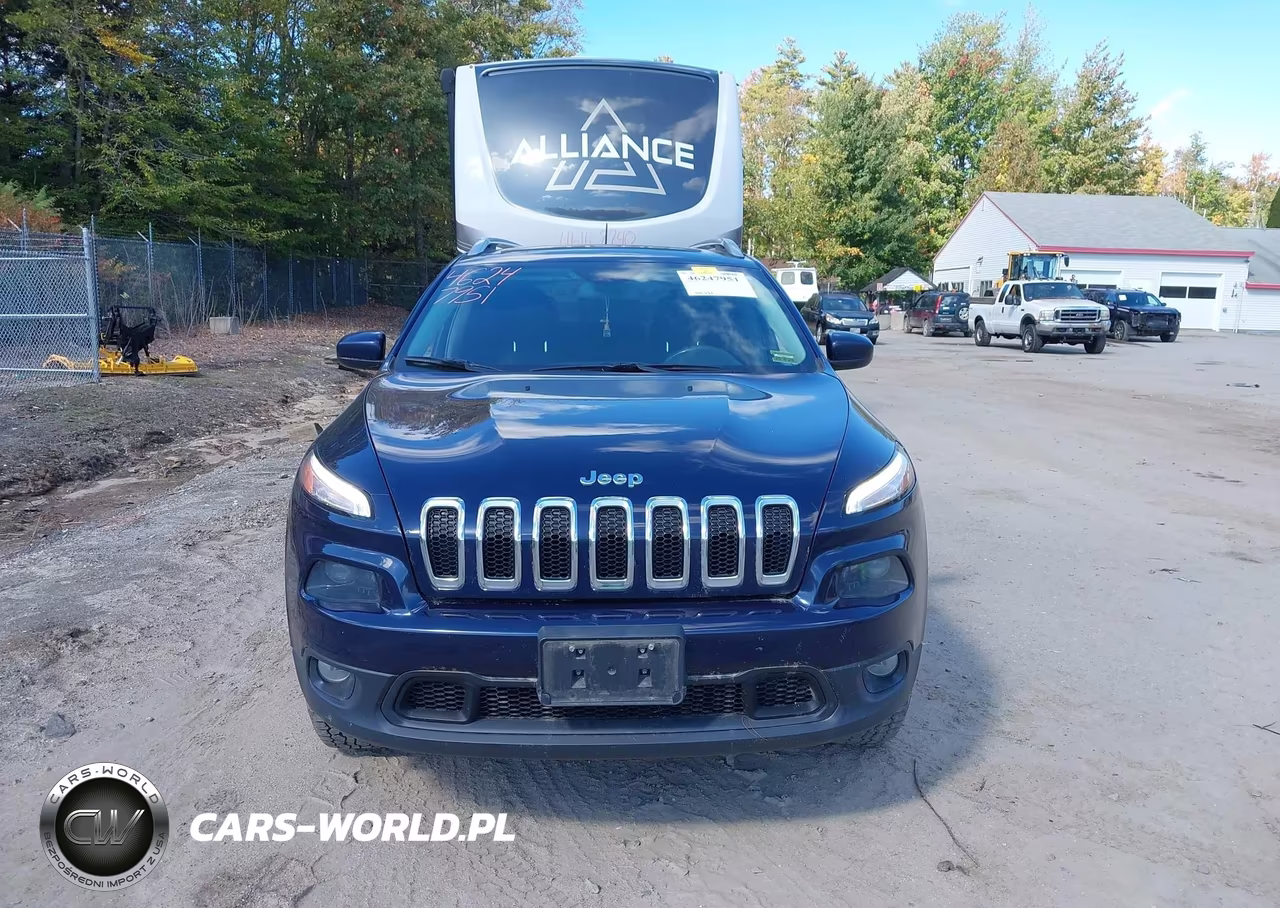 2015 Jeep Cherokee Latitude VIN:1C4PJMCB3FW755391 - 12