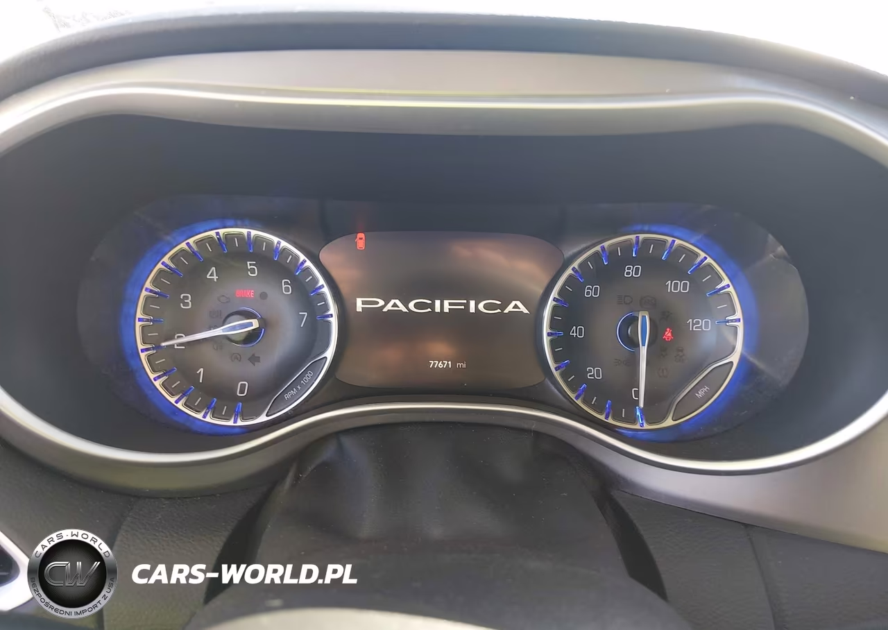 2022 Chrysler Pacifica Touring L VIN:2C4RC1BG2NR132690 - 7