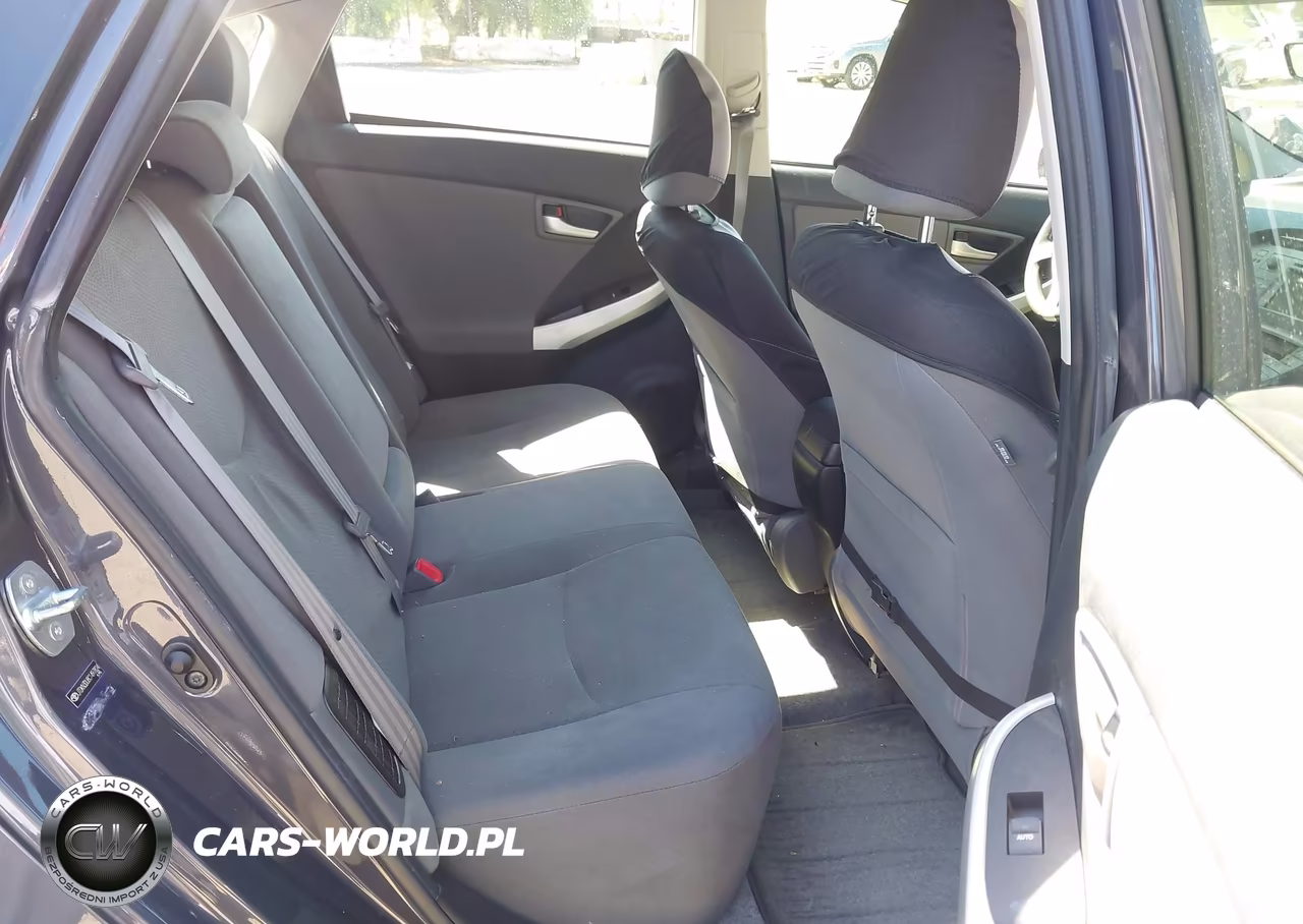 2012 Toyota Prius Two VIN:JTDKN3DU8C1497824 - 8