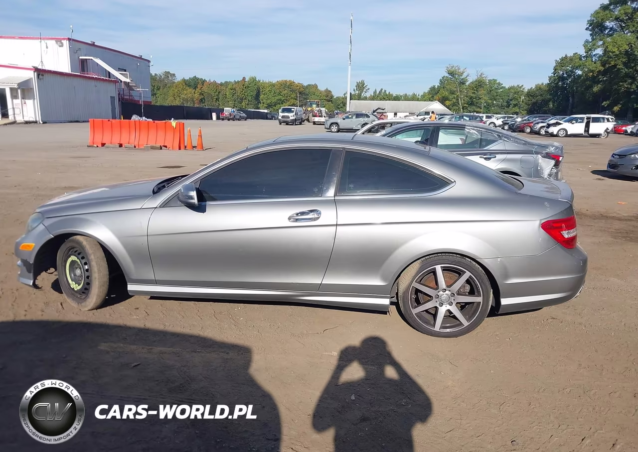 2015 Mercedes-Benz C 250 VIN:WDDGJ4HB0FG415446 - 14