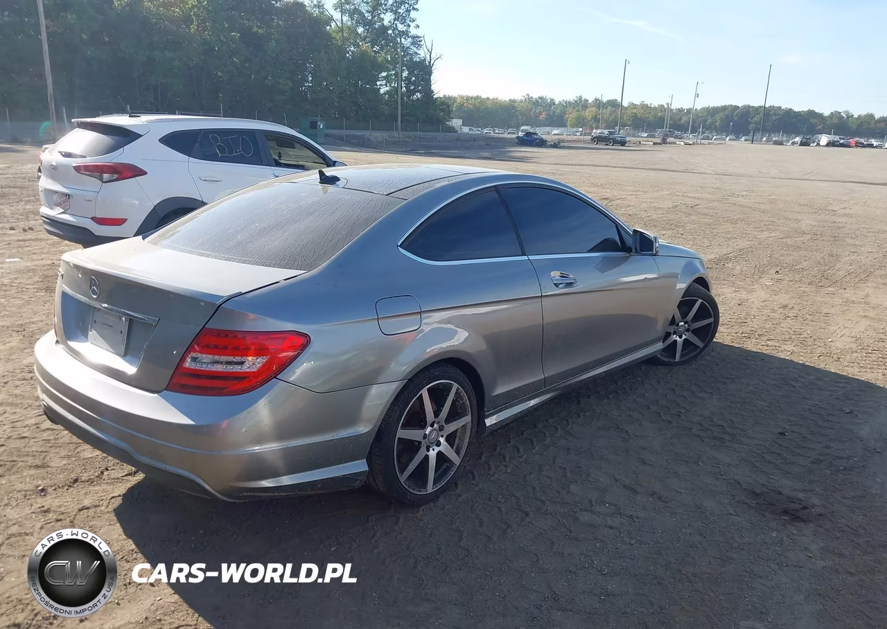 2015 Mercedes-Benz C 250 VIN:WDDGJ4HB0FG415446 - 4