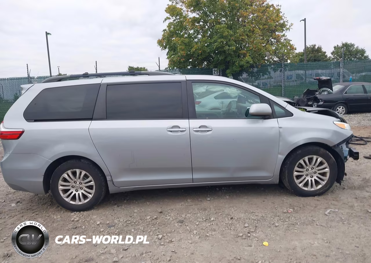 2015 Toyota Sienna Xle 8 Passenger VIN:5TDYK3DC9FS643519 - 13