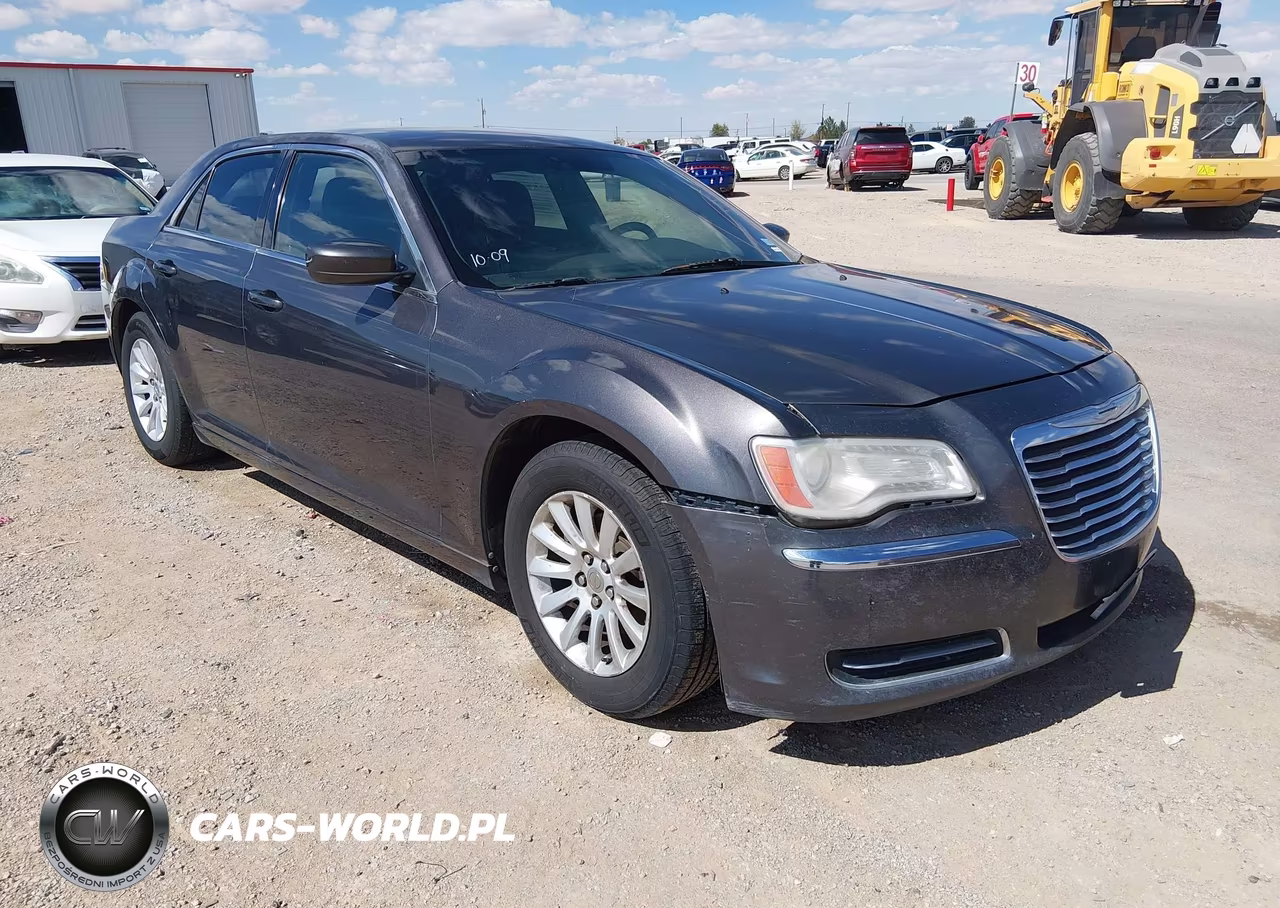 2014 Chrysler 300 VIN:2C3CCAAG5EH104741 - 1