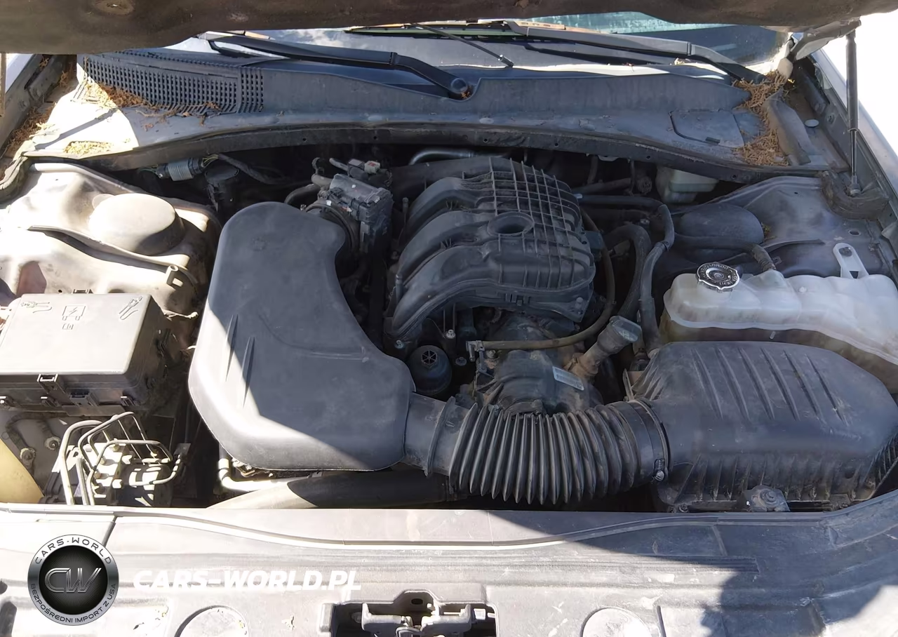 2014 Chrysler 300 VIN:2C3CCAAG5EH104741 - 10