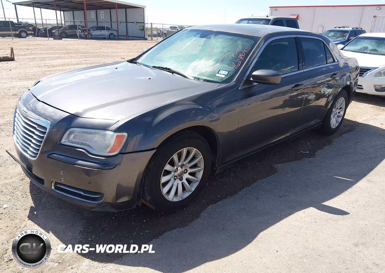 2014 Chrysler 300 VIN:2C3CCAAG5EH104741 - 2