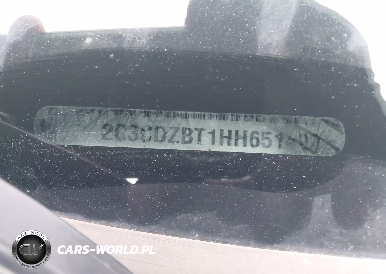2017 Dodge Challenger R-T VIN:2C3CDZBT1HH651422 - 9