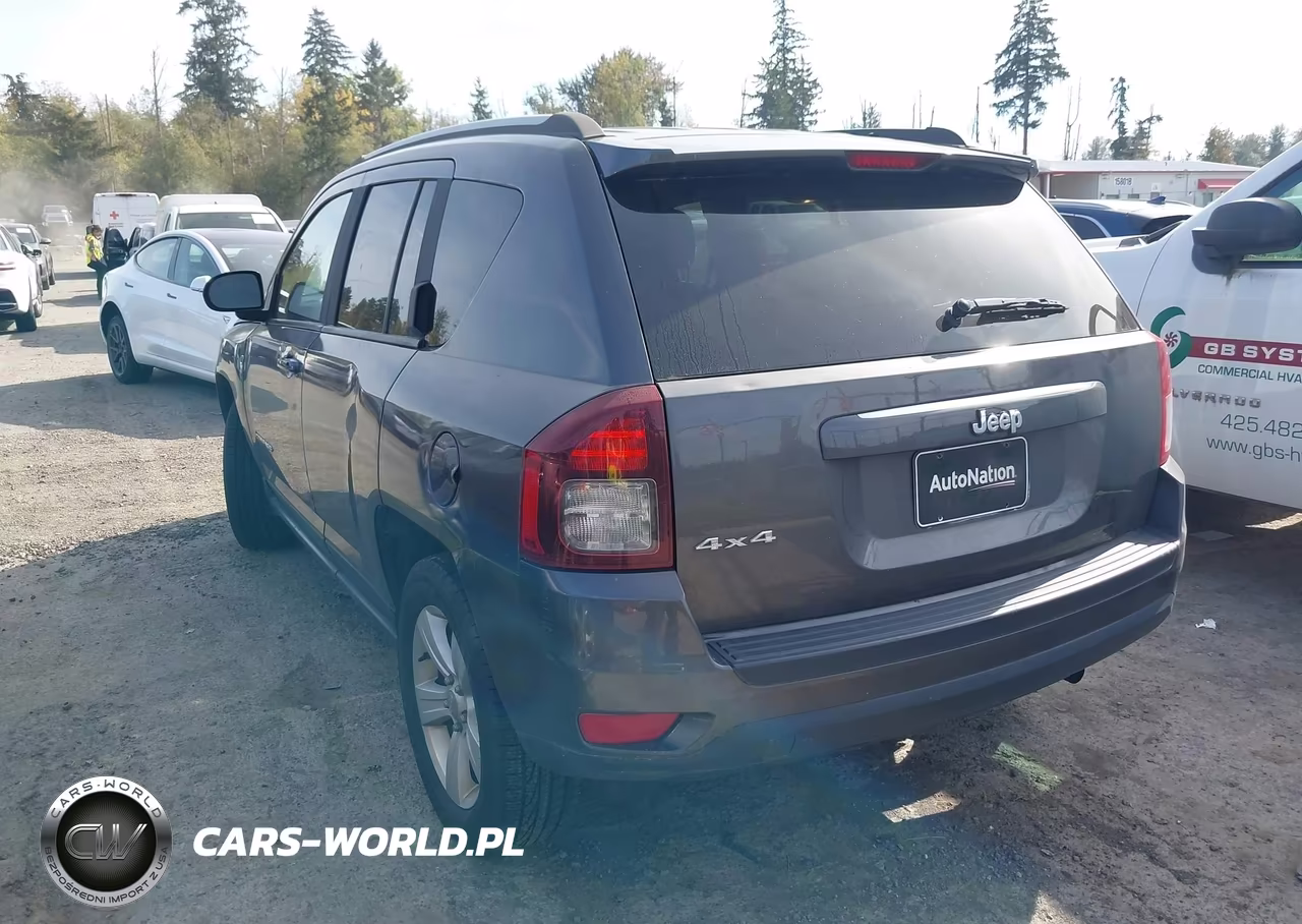 2015 Jeep Compass Sport VIN:1C4NJDBB1FD317120 - 3